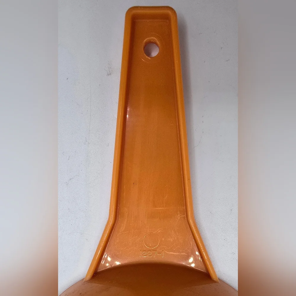 Tupperware good preowned